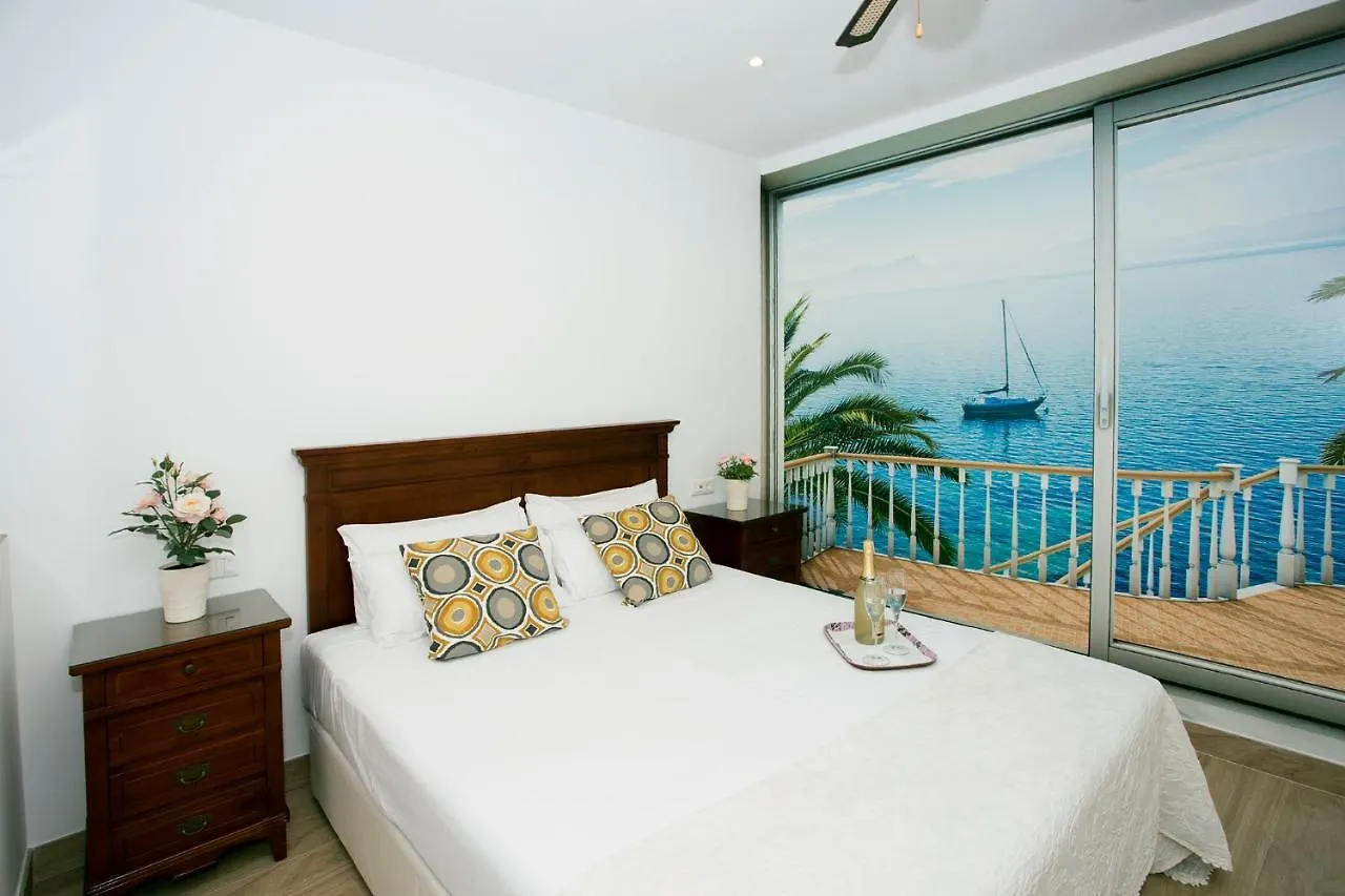 Fresh, Relax & Sun Historic Center Apartment Malaga Spain